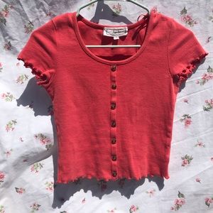 Ribbed Lettuce Edge Trim Top